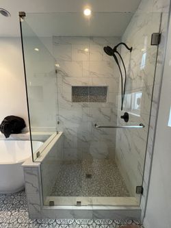 Glass Showers & Enclosures