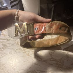 M c m Belt 