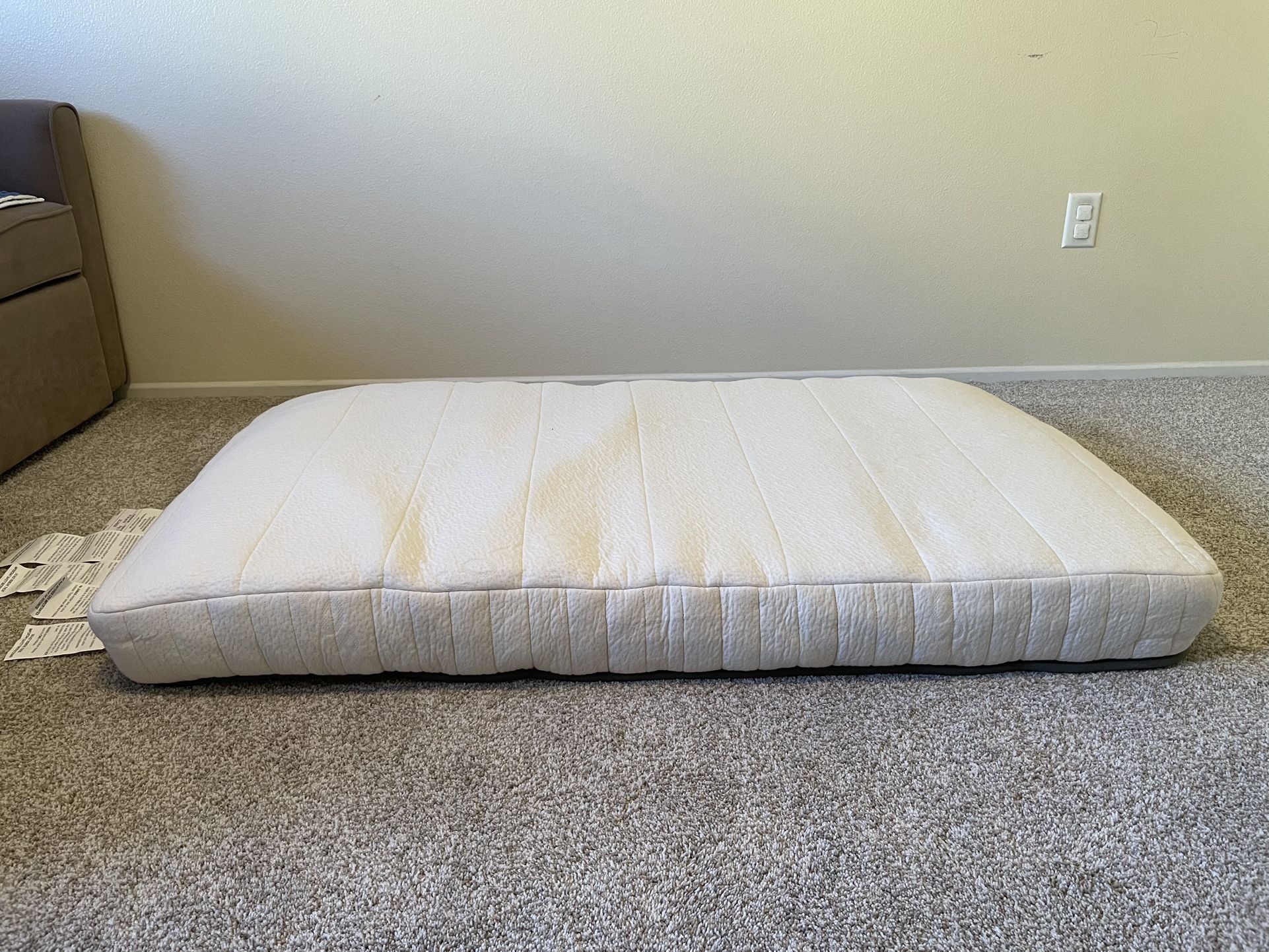 ORGANIC CRIB MATTRESS Like NEW!: Avocado Brand