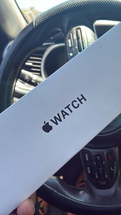 2025 Apple Watch SE 40mm (IN BOX)