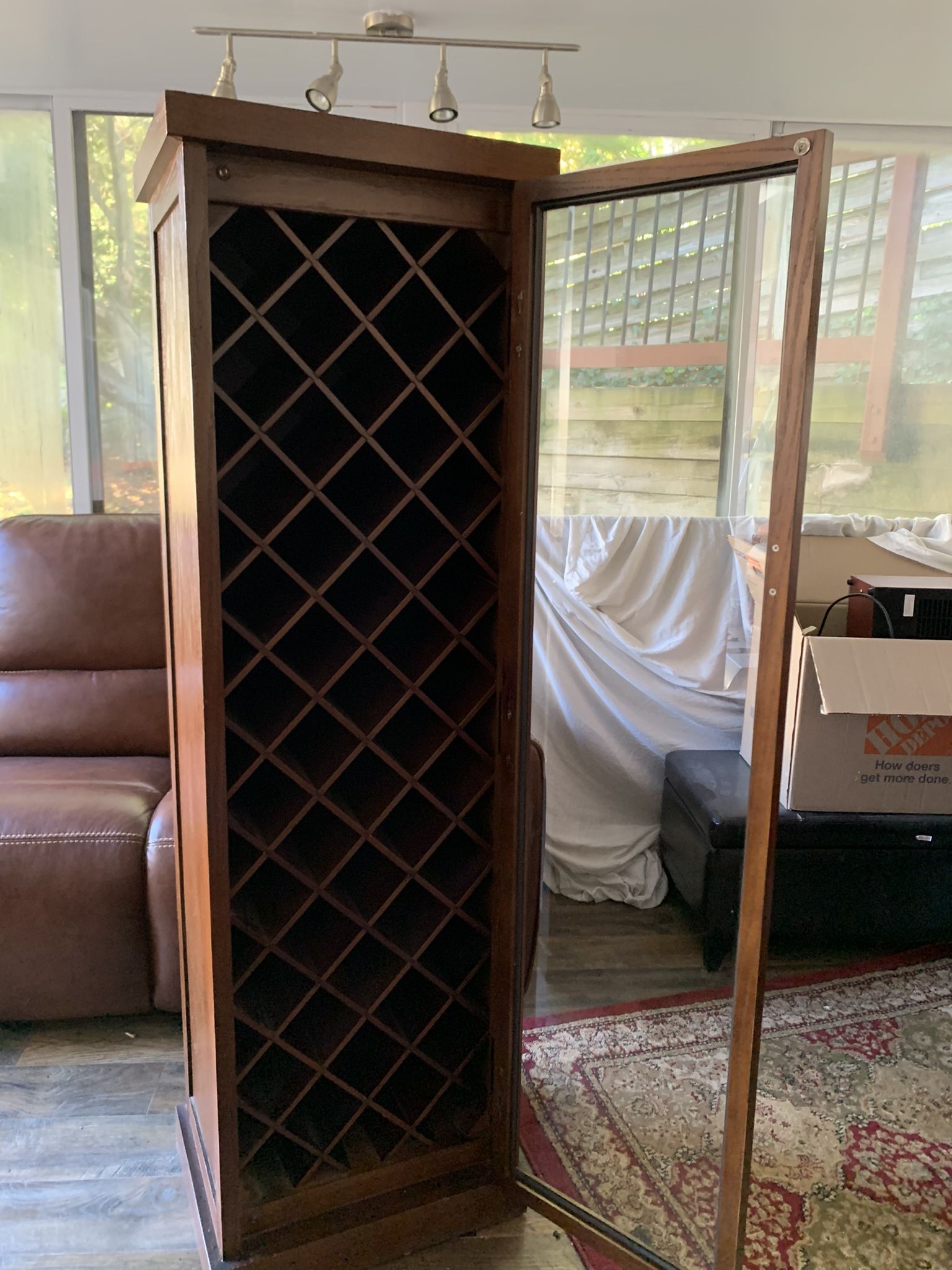 Wooden Wine/Liquor Cabinet 