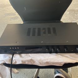 Amplifier Technical pro IA25U 600 watts