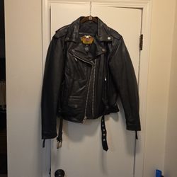 Vintage Harley-Davidson Women's Leather Jacket, Medium