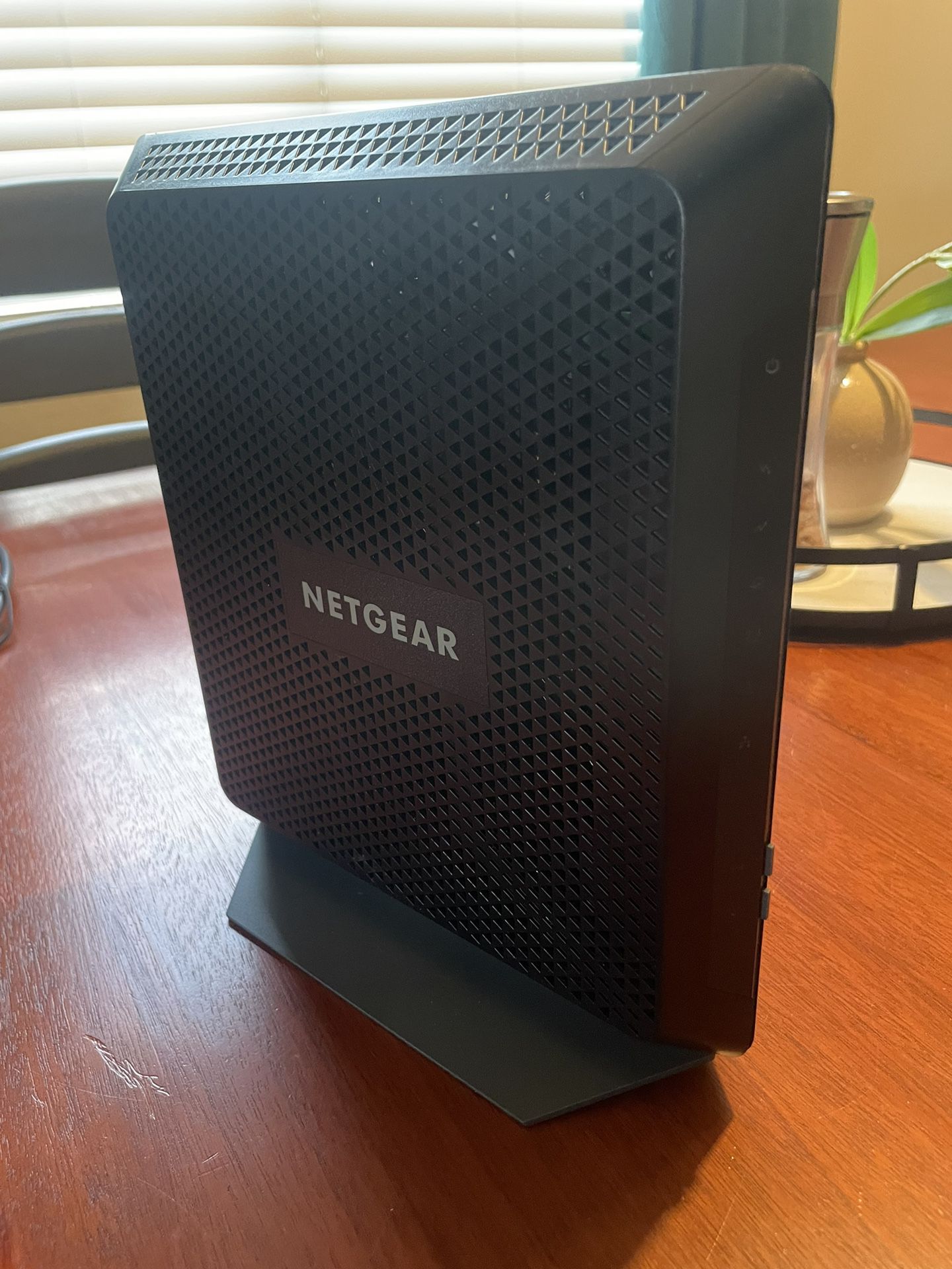 NetGear Nighthawk AC1900 Dual-Band WiFi 5 Router