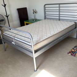 Full size bed