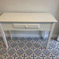 White Wood Entry Table/Desk