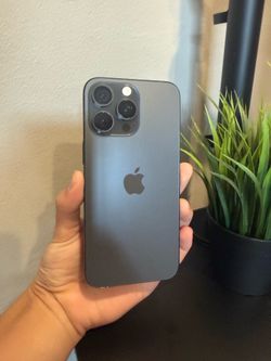 1TB iPhone 15 Pro Max *Mint Condition* Unlocked