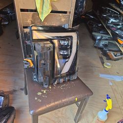 2024-2025 GMC Sierra 2(contact info removed) HD LH DRIVER SIDE  Headlights dark bezl