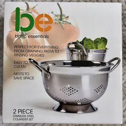 BRAND NEW! 2 PC COLANDER SET