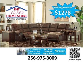 New Reclining Sectional Set