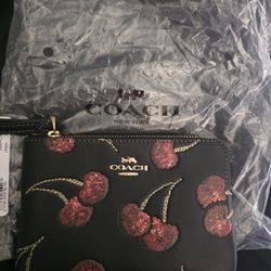 Coach Cherry Wristlet Brand New 🍒
