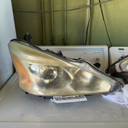 2014 Nissan altima headlights 