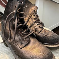 Doc Martens Boots
