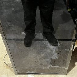 Samsung 42” Flat Screen Tv