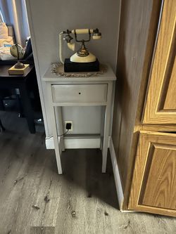 Small Stand