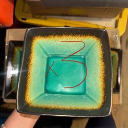 Dinnerware Set 