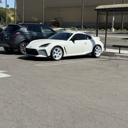 Wheels And Tires For A Gr86 2023 