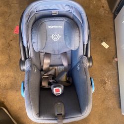 Uppa baby Car seat