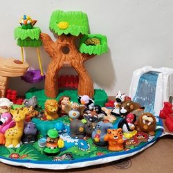 Fisher Price Little People Animal Sounds Zoo Playset w Animals Lot