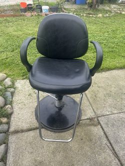 Barber chair