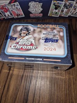 Topps  chrome 2024 football  cards