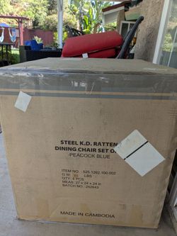 4 outdoor patio chairs bran new