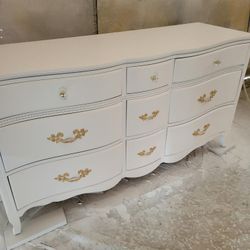 Drexel Dresser