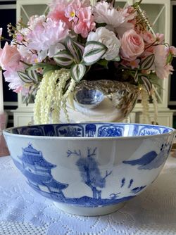 Chinoiserie Blue & White Bowl