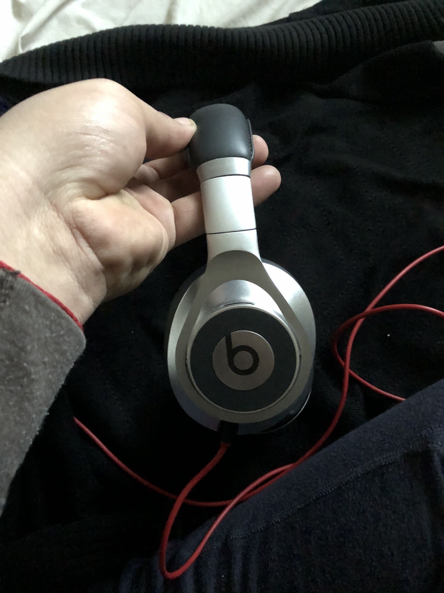 Beats headphones good condition 👌🏻😌