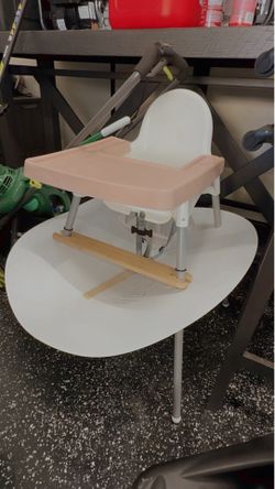 IKEA high chair with spill proof tray