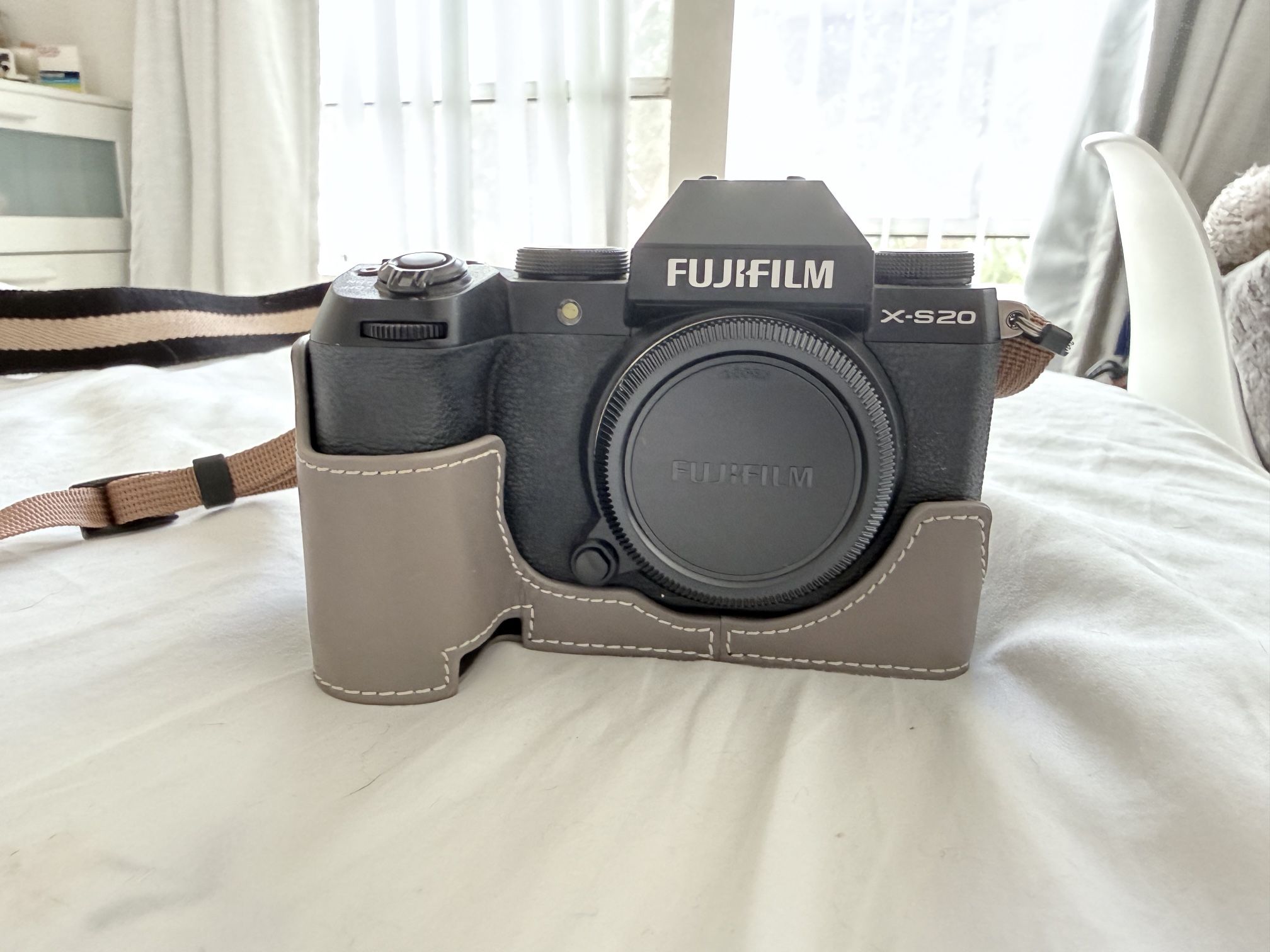 FujifilmX-S20 Mirrorless Digital Camera with XC35mmF2 lens