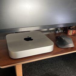 Desktop M1 Mac mini 