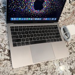13inch Apple MacBook Air with Fingerprint Sensor 