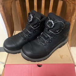 Men’s Boots Size 9 (2E) -  Brand New Extra-wide, offering significantly more room for Comfort. Made by Redwing.