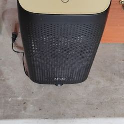 Dehumidifier 