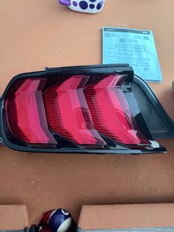 2018 ford mustang original taillight