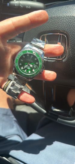 Green face