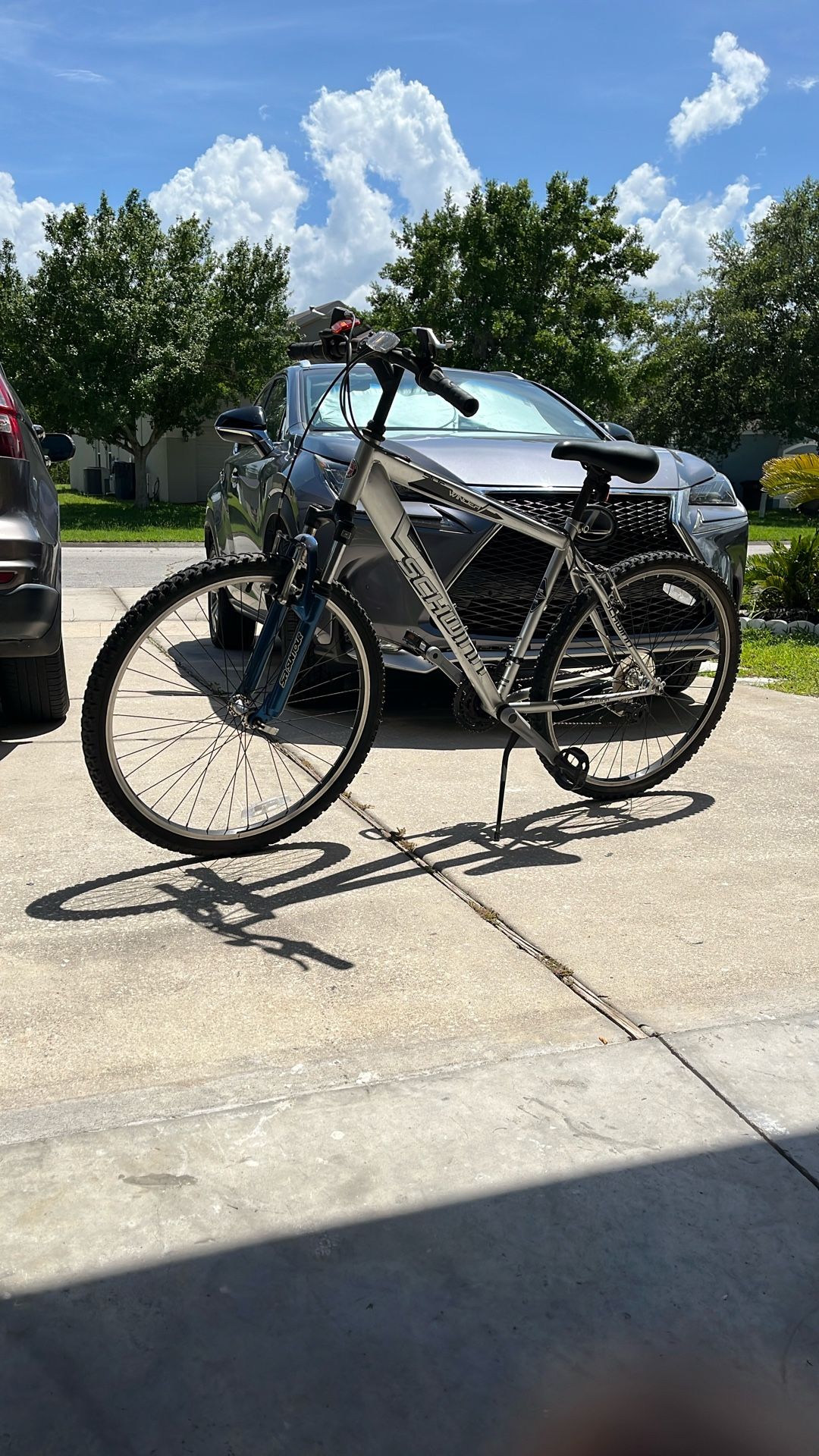 10 Speed Schwinn Bicycle