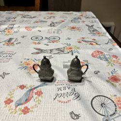 Vintage Solid Pewter N.S. Company 1010 Salt & Pepper Shakers