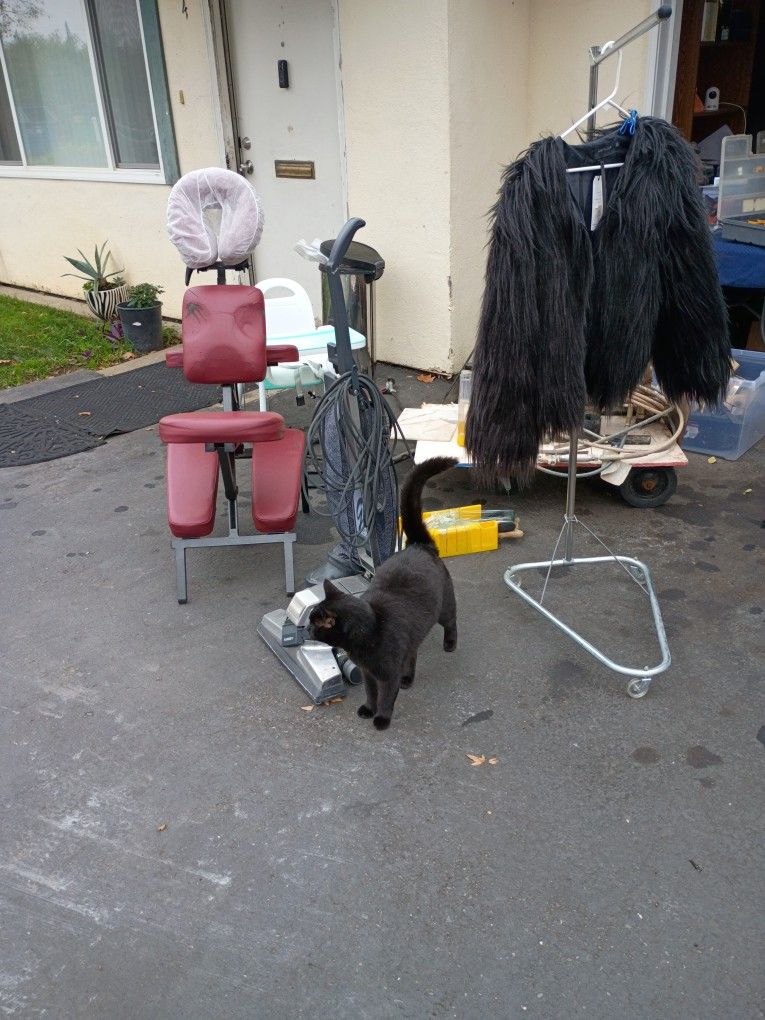 Garage Sale Today 6624 Lemon Hill Ave 