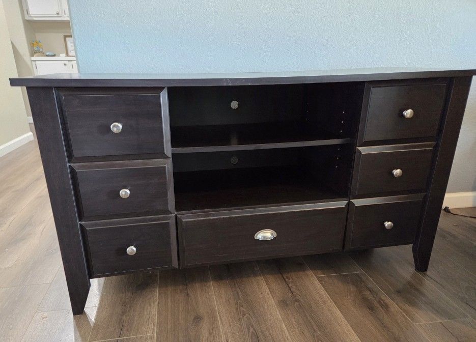 Entertainment Center / Sideboard