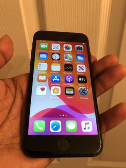 FACTORY UNLOCKED IPHONE 7/ READY FOR USE 🚨