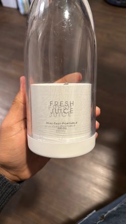 Fresh juice portable blender