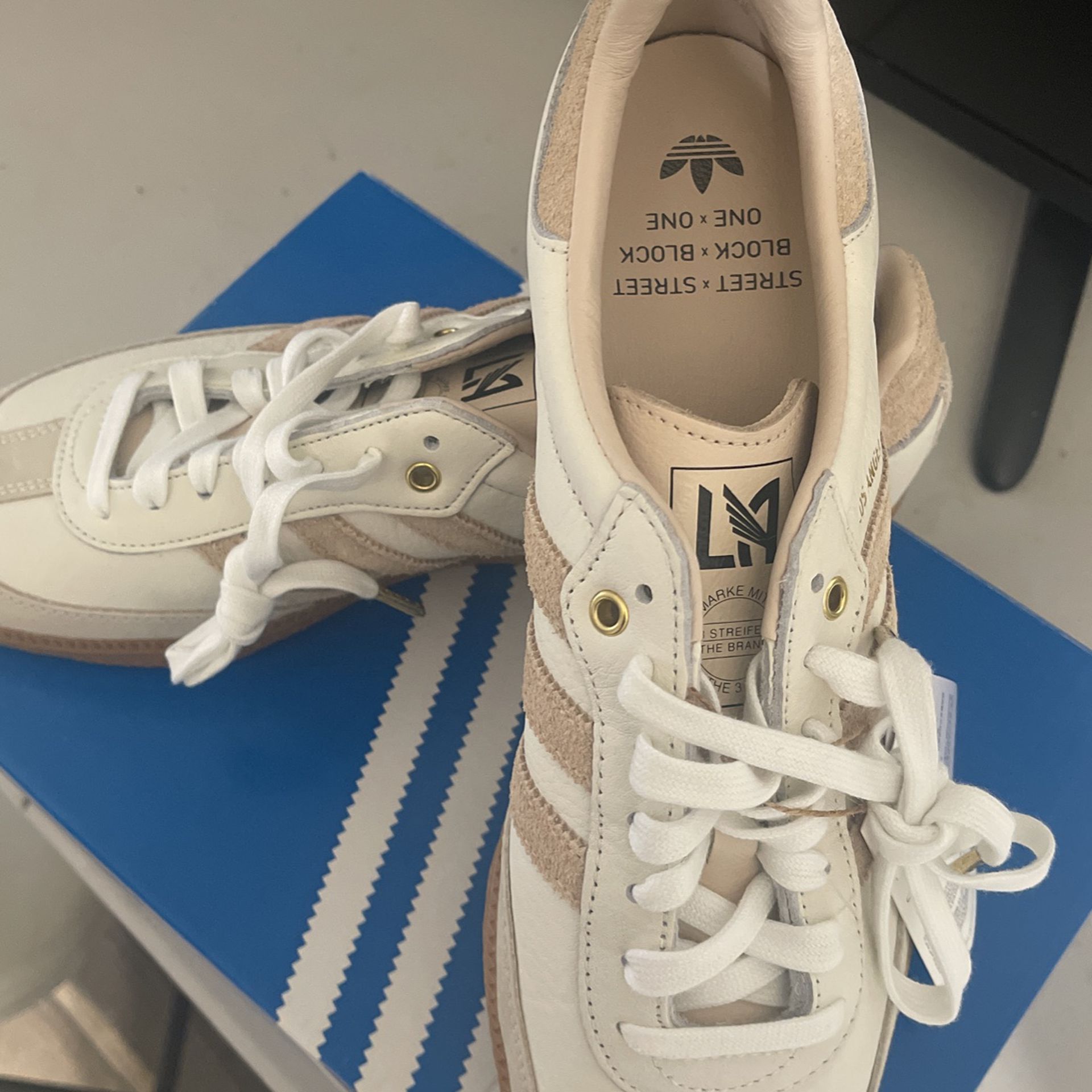 New Adidas Samba LAFC Los Angeles Linen Gum Sneakers for Sale in Puyallup,  WA - OfferUp