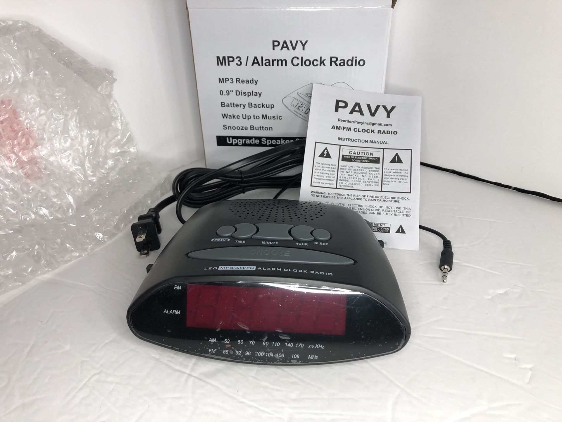 Alarm clock radio w/mp3