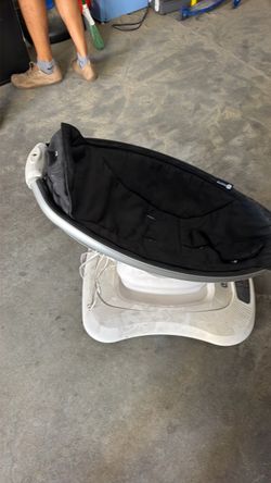 4moms automatic baby bouncer