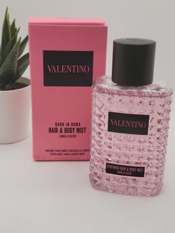 Valentino
Born in Roma Vanilla Bliss Limited Edition Hair & Body Mist
3.4 fl ⭐️