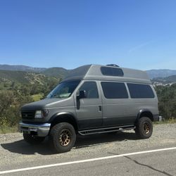 2005 Ford E-350 Super Duty 6.0 Power Stroke