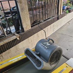 400W 2000CFM Blower