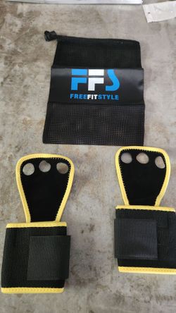 Weight lifting gloves
